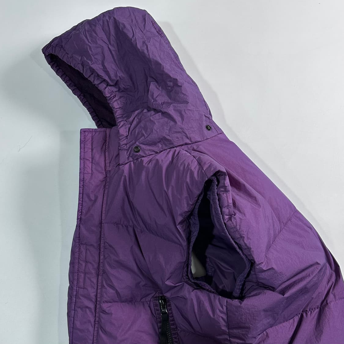 스톤아일랜드 키즈 퍼플 다운 조끼  상품이미지7