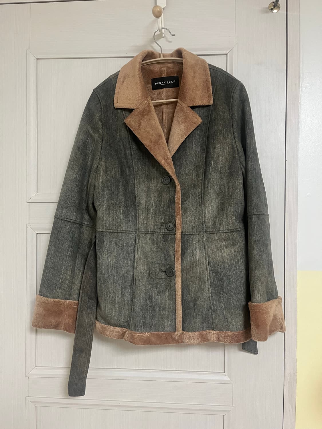 무스탕 카라 코트 상품이미지1