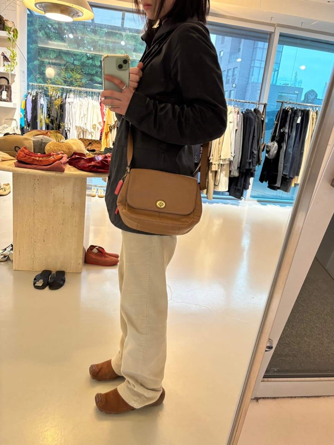Old Coach Leather Bag 상품이미지1