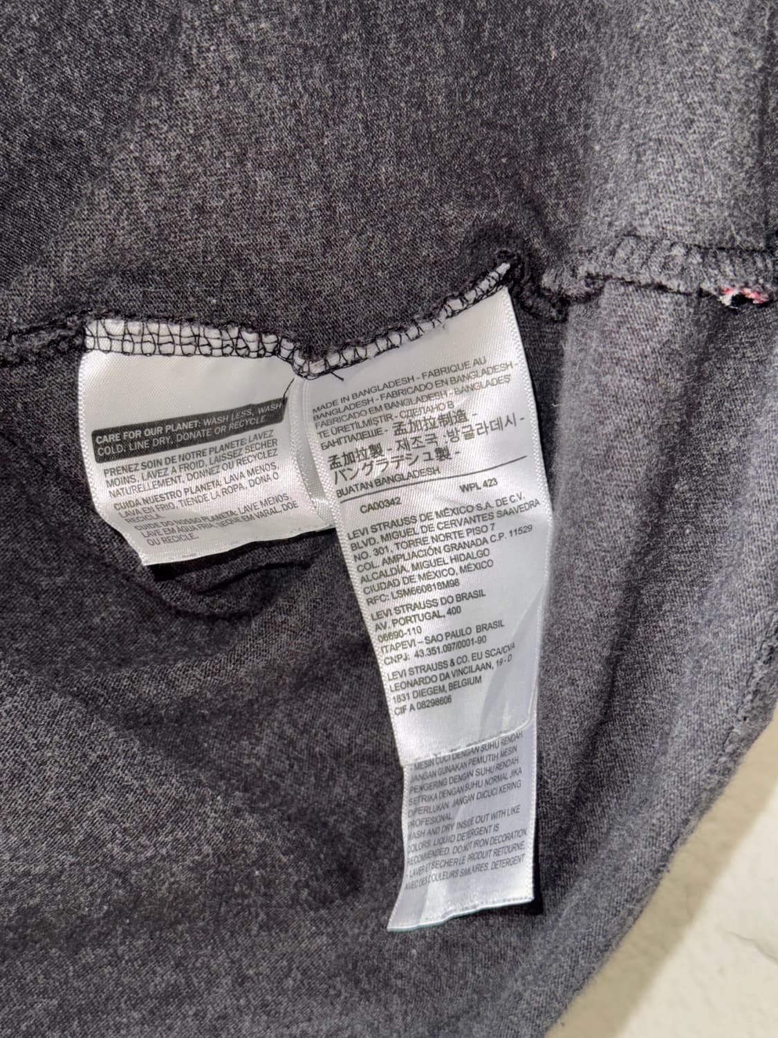 [M]levis 리바이스 다크그레이 박스로고 반팔티 상품이미지5