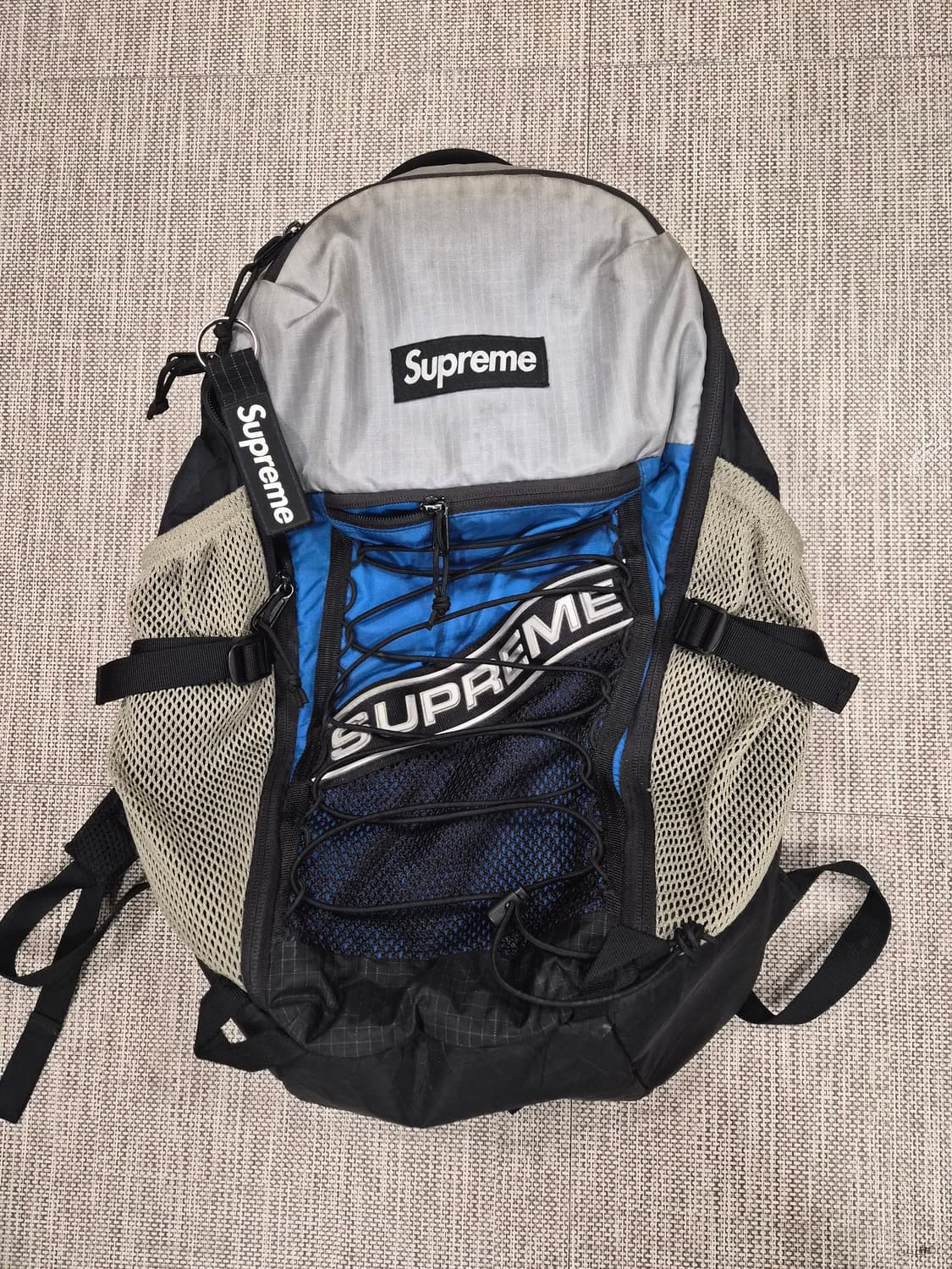 슈프림 백팩 블루 23Fw 상품이미지1
