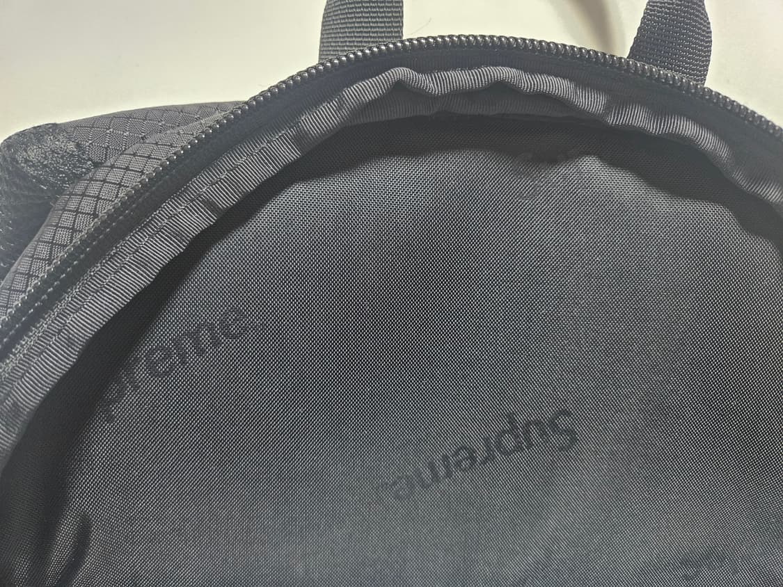 슈프림 백팩 블랙 22ss 상품이미지5