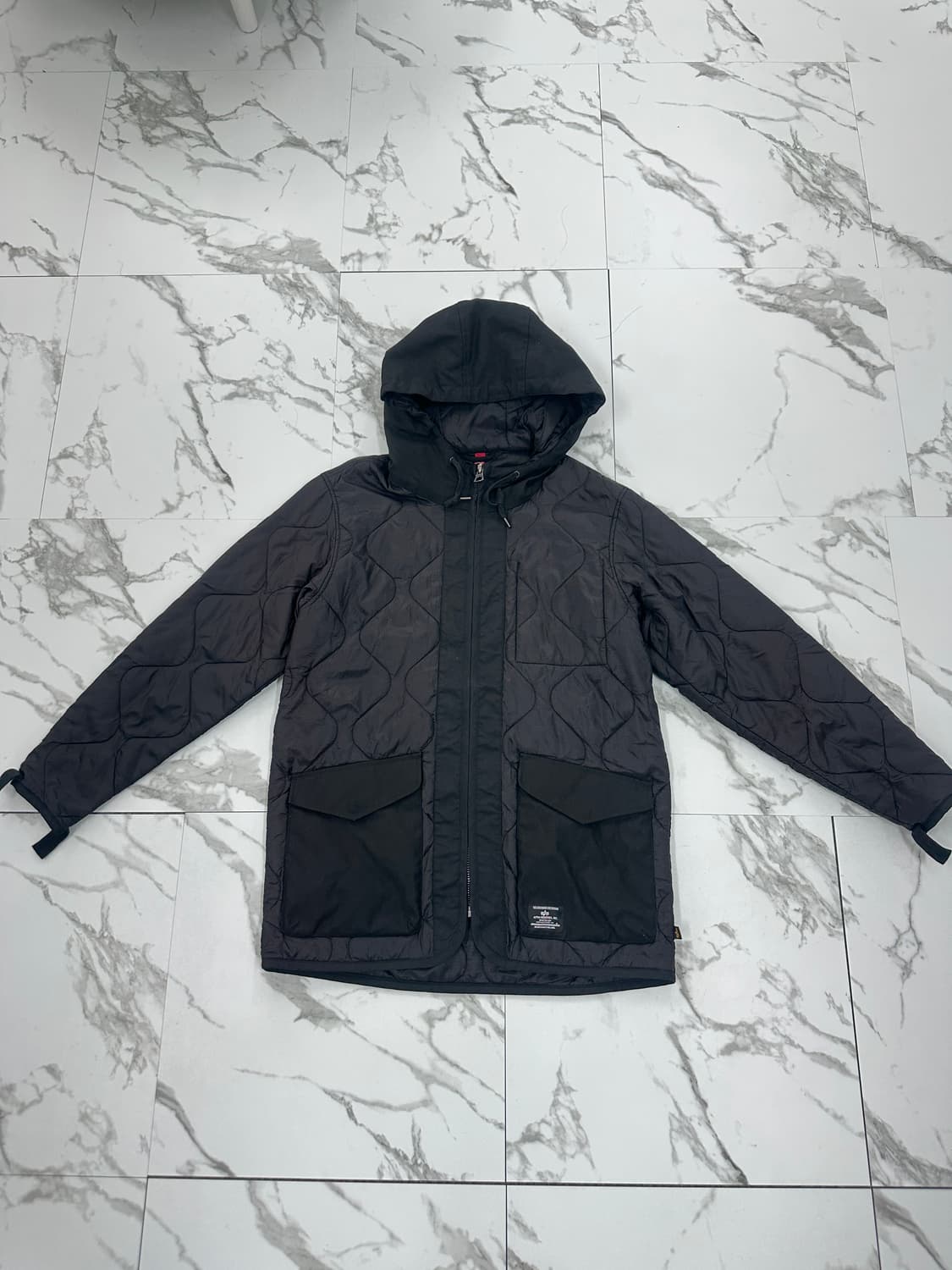 알파인더스트리 후드 퀼팅 자켓 상품이미지1