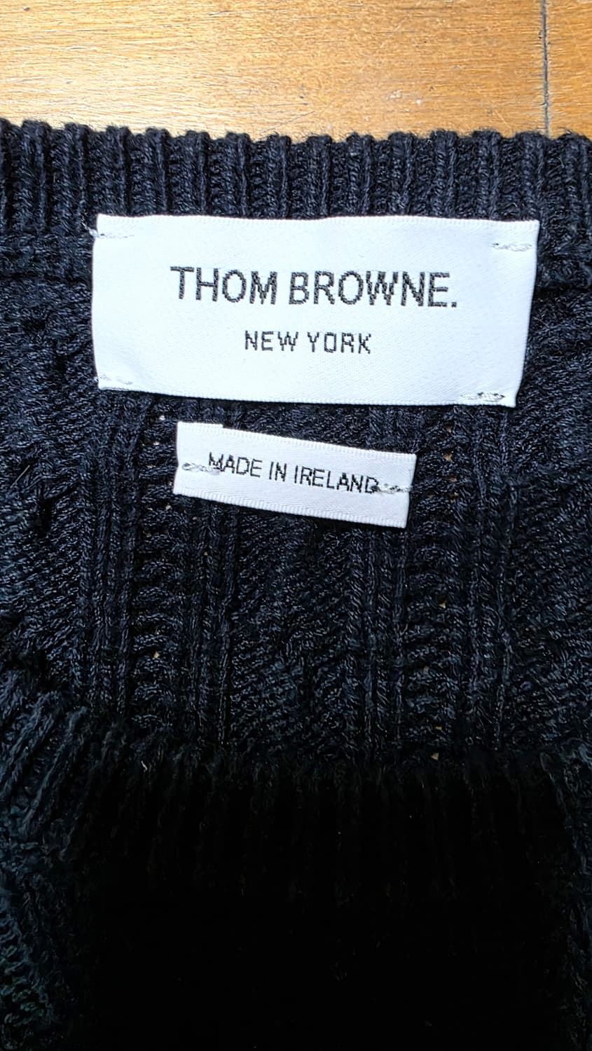 [3,새상품급]톰브라운 케이블 니트 네이비 상품이미지3