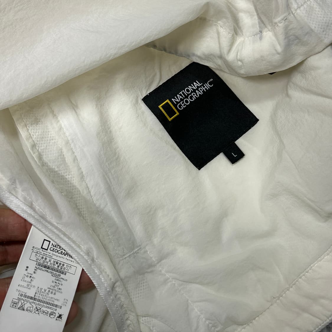 내셔널지오그래픽 와펜 바람막이 L 상품이미지3