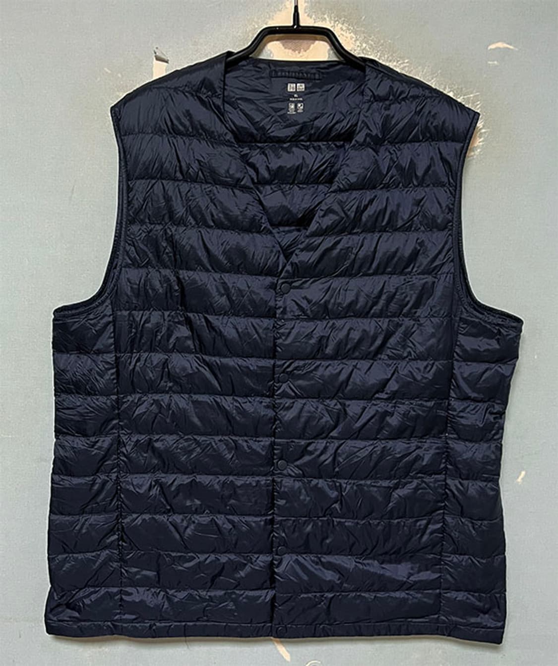 유니클로 남자 경량 패딩조끼 추동 XL 105 상품이미지1