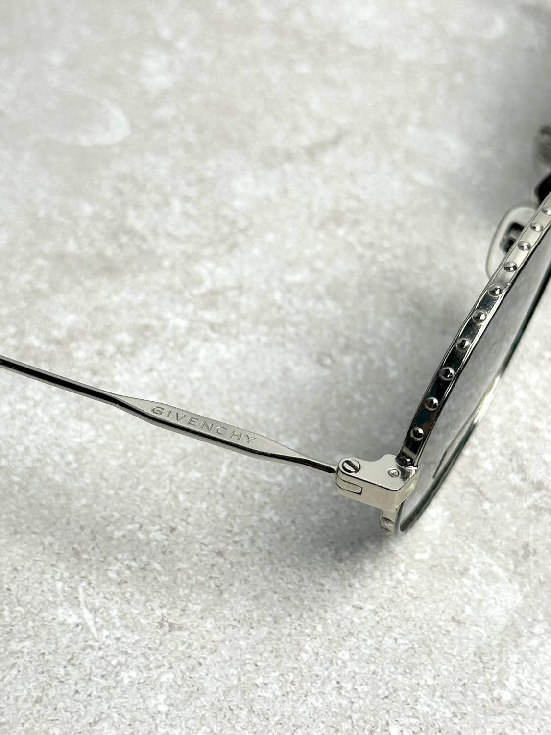 지방시(GIVENCHY) 라운드 메탈 선글라스 상품이미지2