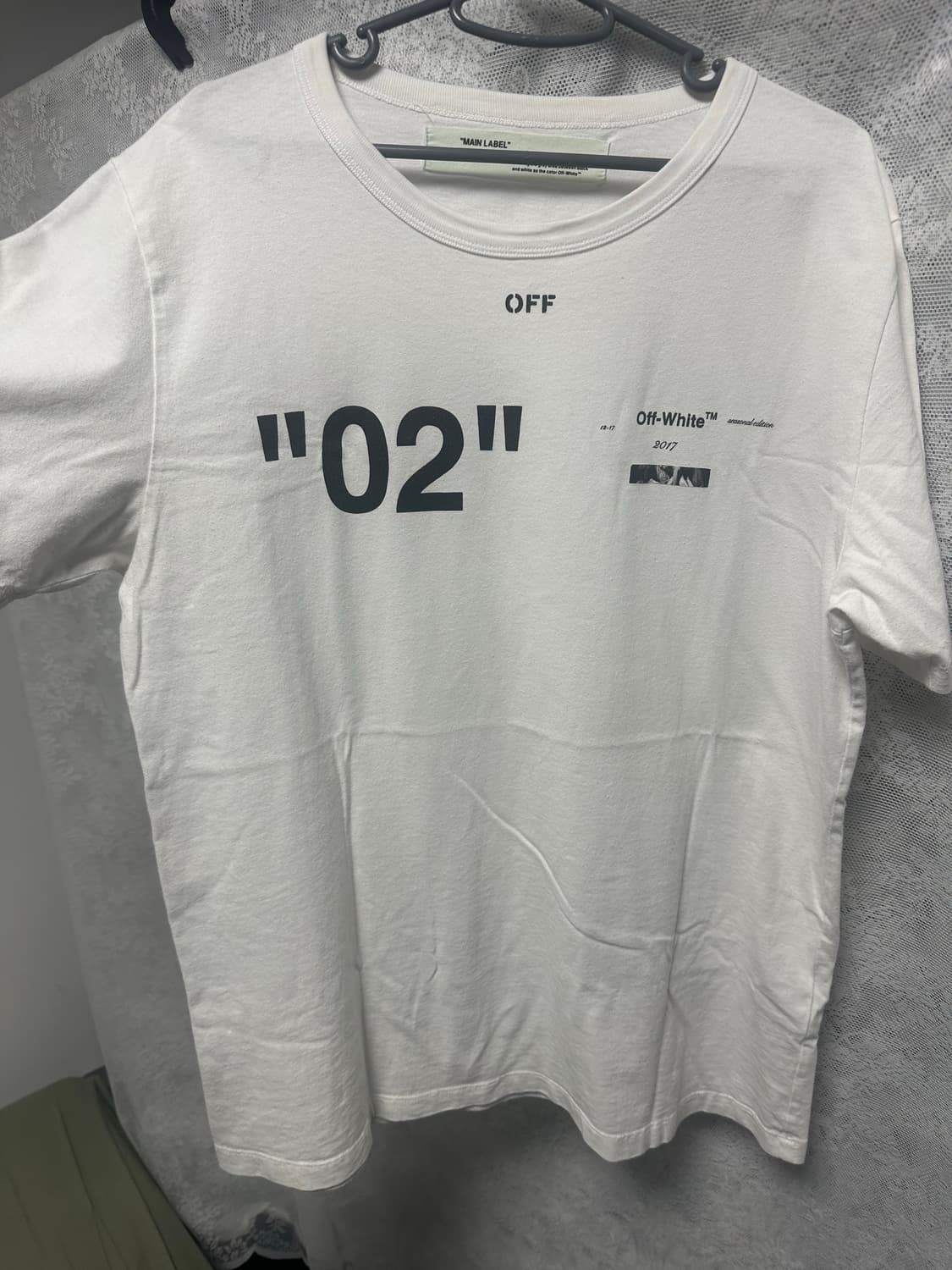 오프화이트 카라바조 02 반팔 상품이미지3