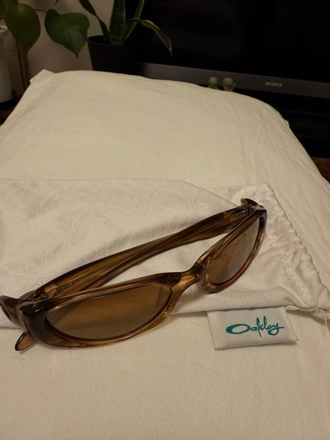 오클리 헤일로(Oakley Halo) 코르크 프레임 선글라스 상품이미지2