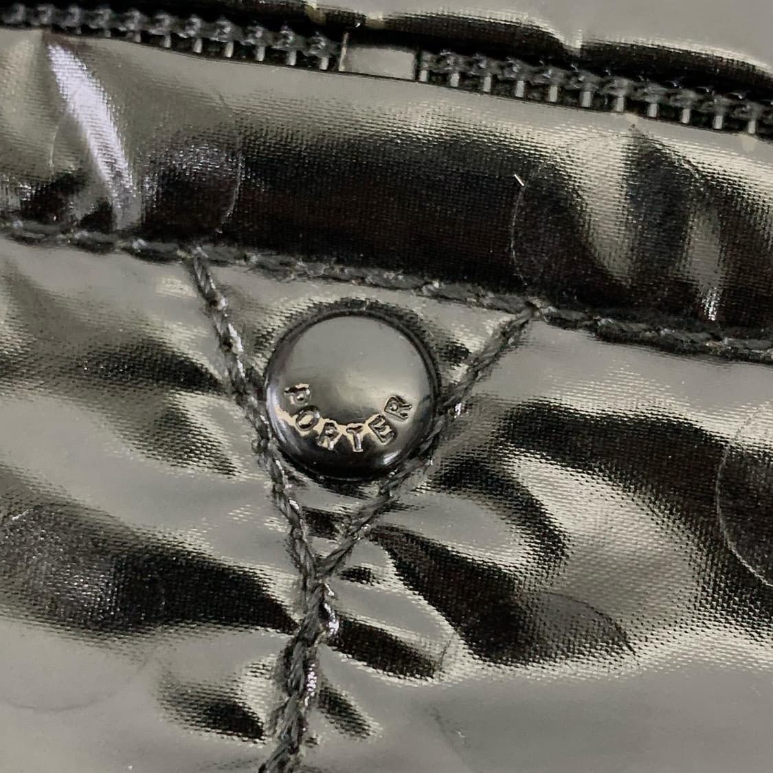 요시다 포터 블랙 유광 에나멜 크로스백 상품이미지7