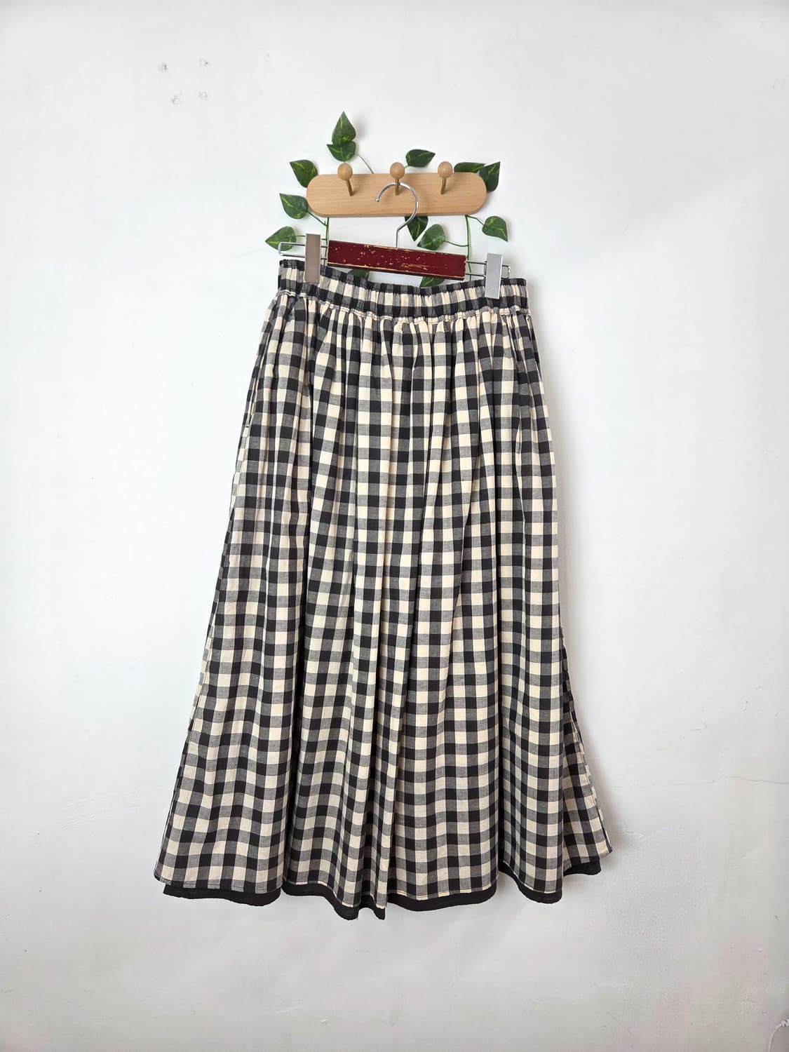 밑단 레이어드 체크 롱스커트 상품이미지5