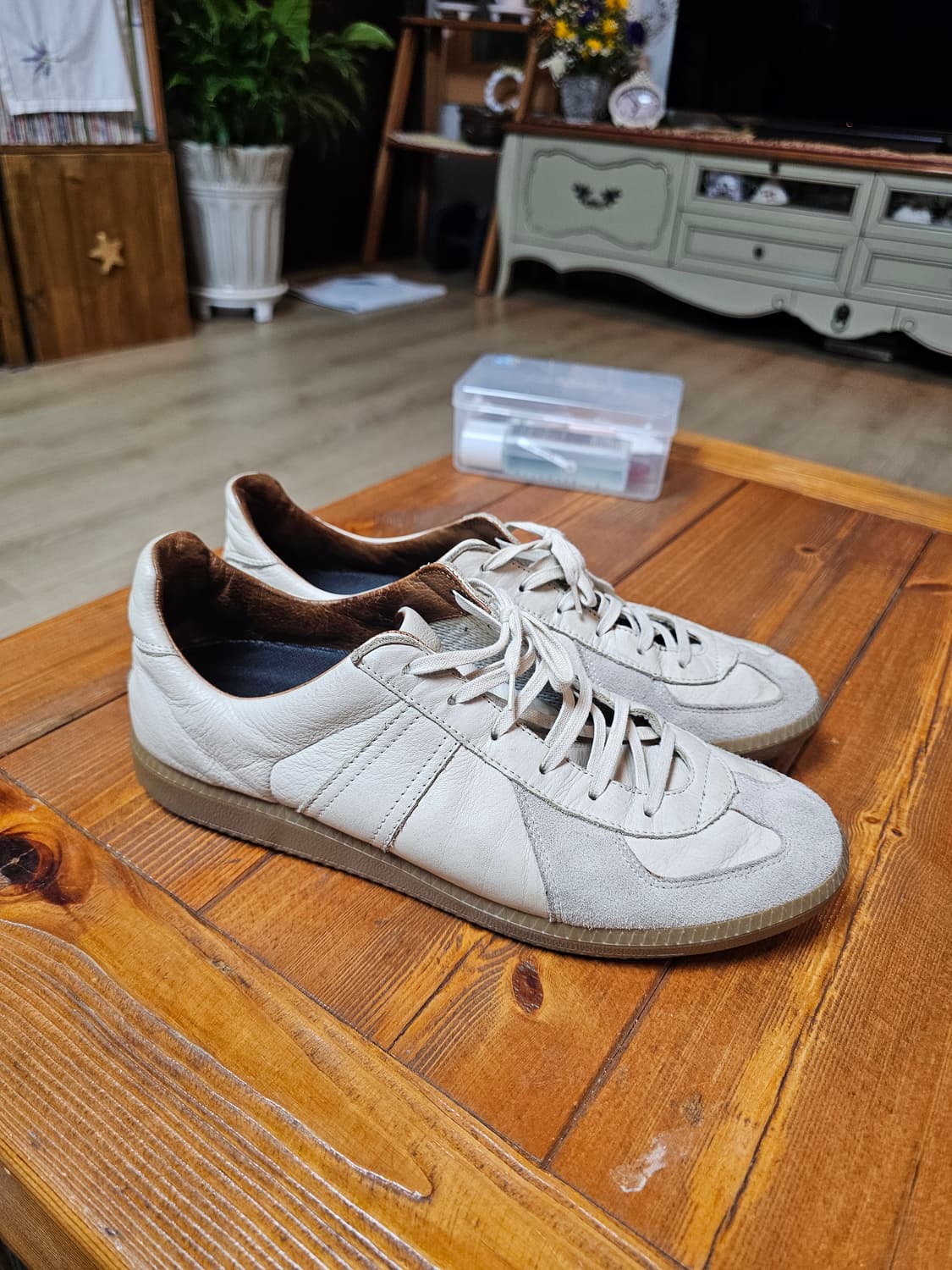 리프로덕션오브파운드 스니커즈 아이보리 275mm 팔아요 상품이미지1