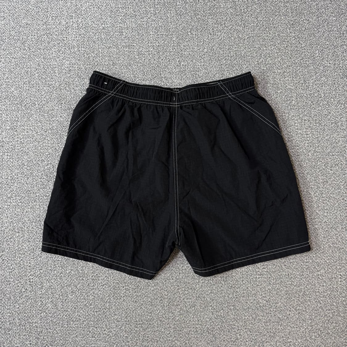 [정가 10만원] 나이키 우먼스 스우시 나일론 반바지 상품이미지2