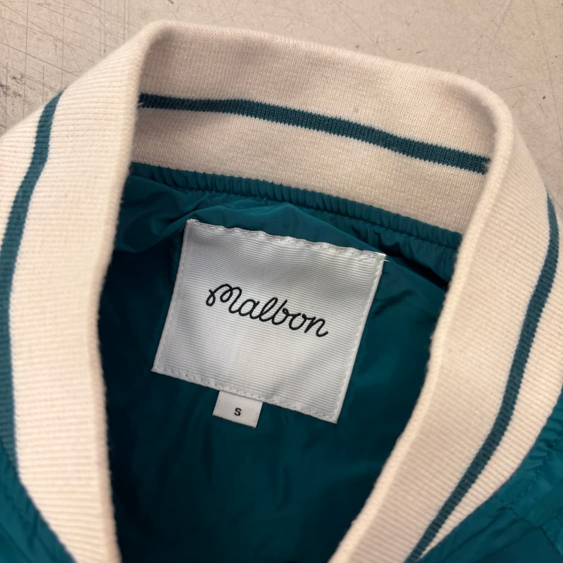 말본 빅로고 그린 바시티 자켓 상품이미지4