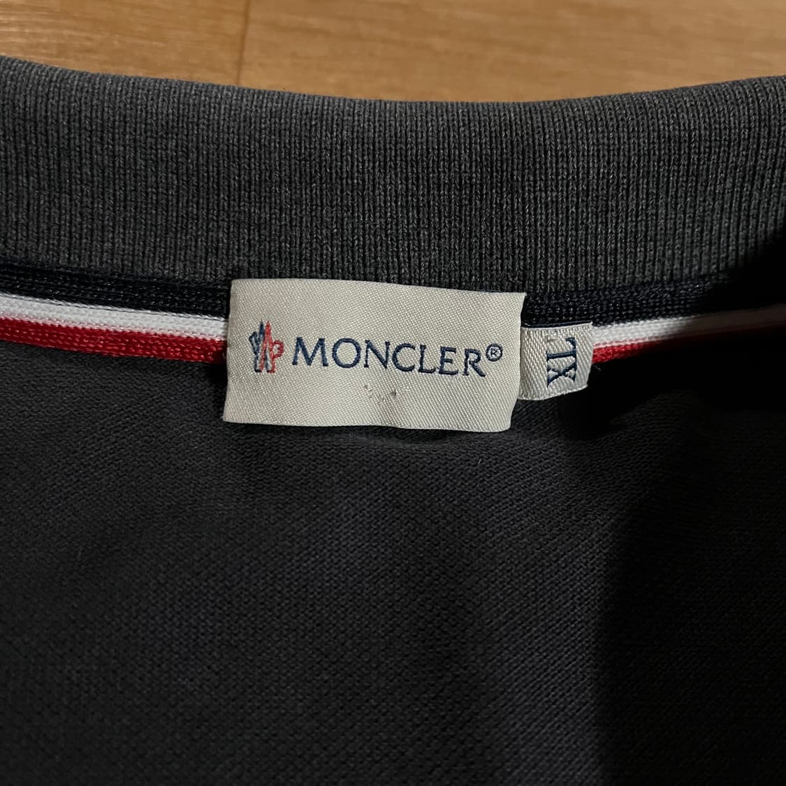 [100] 몽클레어 와펜 롱슬리브 상품이미지3