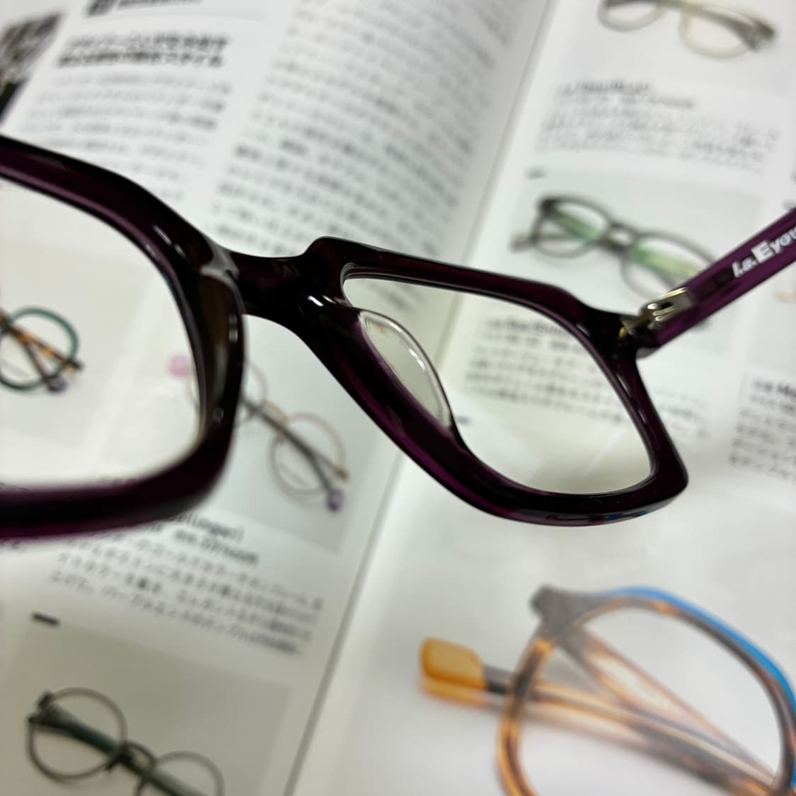 L.A. Eyeworks 엘에이 아이웍스 스퀘어 퍼플 안경 상품이미지9
