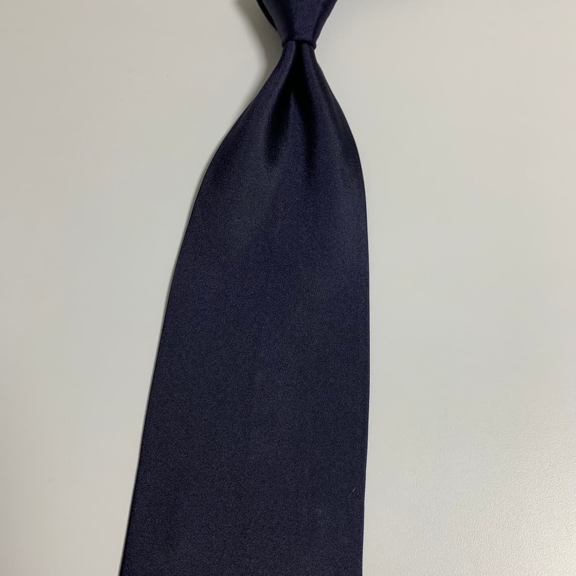 알마니(ARMANI) 네이비 단색 명품넥타이 100실크 클래식 결혼식룩 상품이미지9
