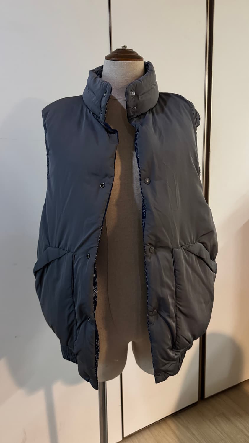 The Ilma 더 일마   리버시블 패딩 조끼 베스트  사이즈 L 상품이미지2