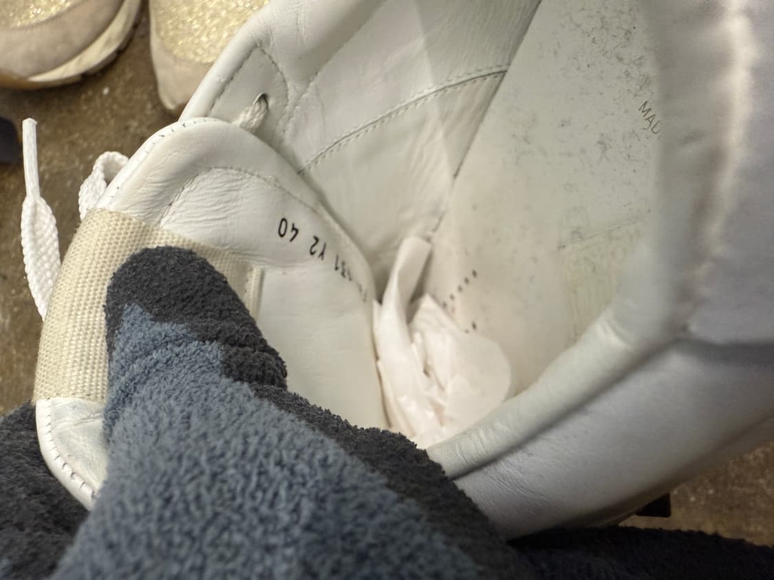 발렌티노 락스터드 언타이틀 스니커즈 40 상품이미지5