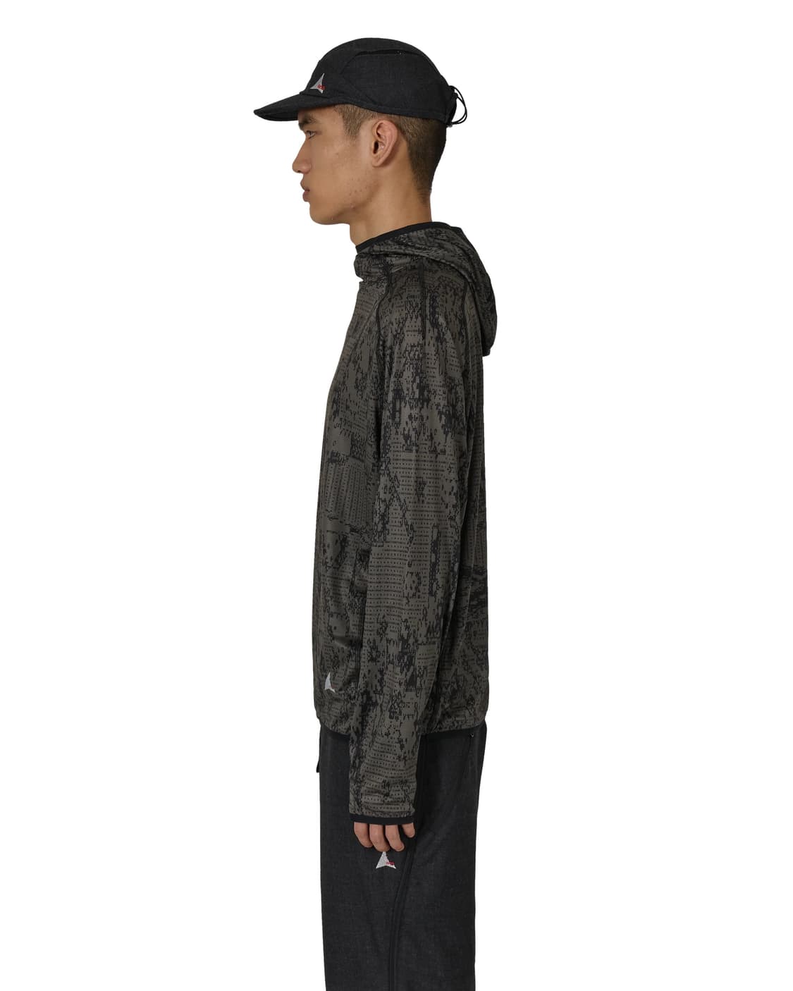 [M,L,XL]로아 하이킹 25fw Laki Melted 후드티 상품이미지2