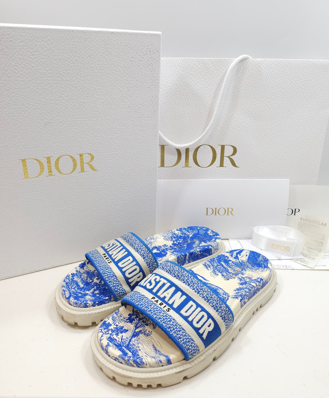 [정품]디올 디웨이 슬라이드 뮬 블루 트왈드주이 여성 슬리퍼 상품이미지1
