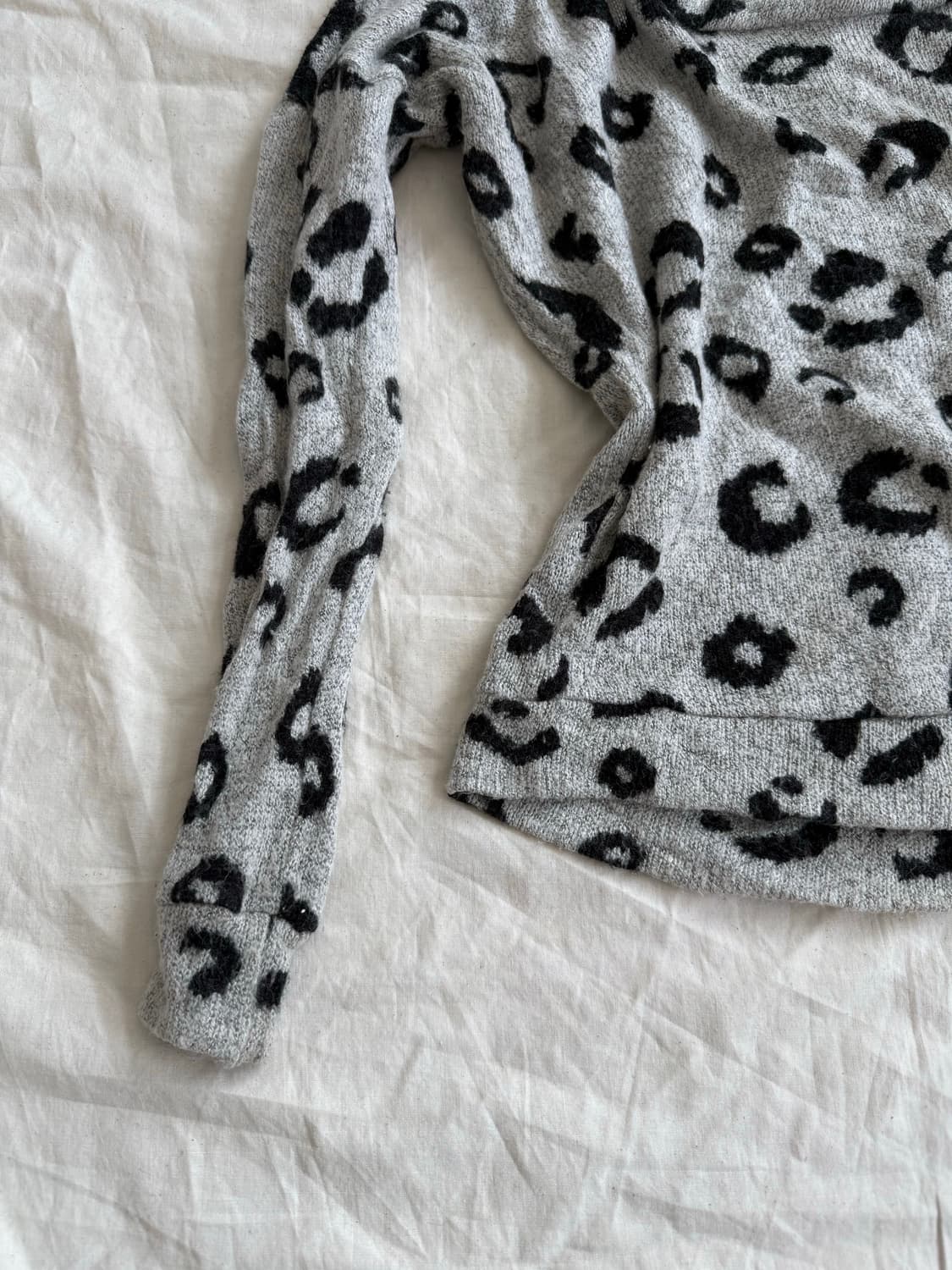 잉그니 호피 갸루 니트탑 상품이미지2