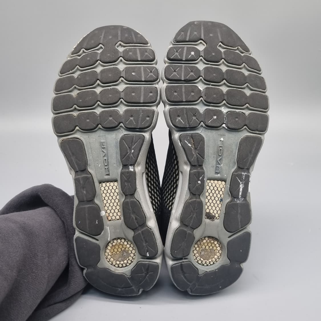 언더아머 hovr 인피니티 남성운동화265  상품이미지3