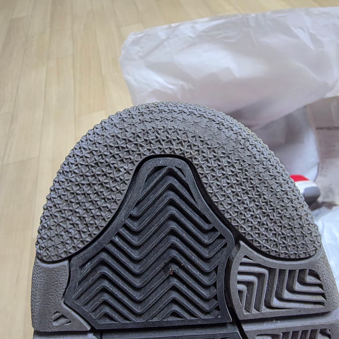 조던4 토로 브라보 상품이미지6