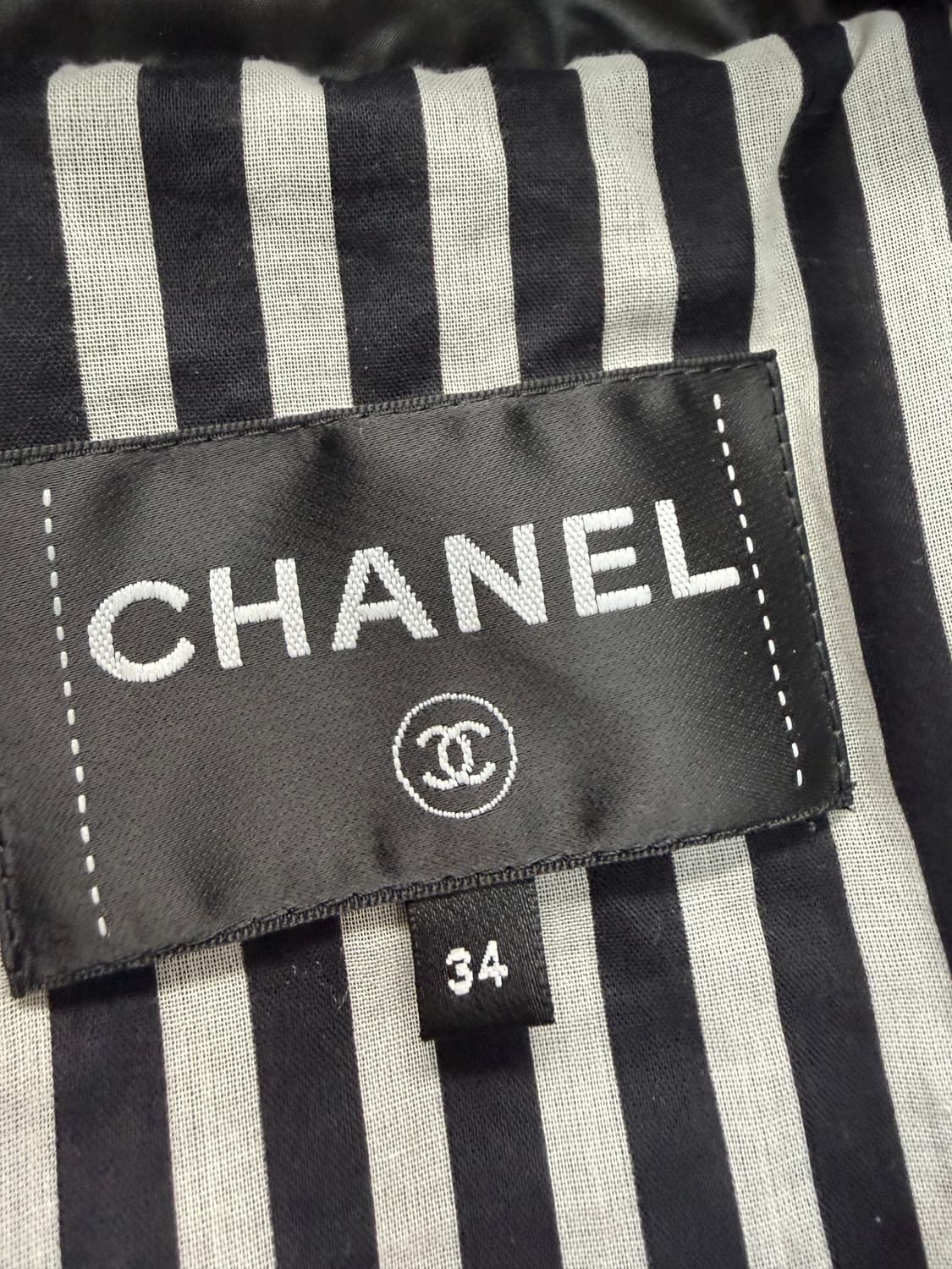 샤넬 블랙 나일론 코코 비치 쉘 파카 재킷( 여성 오버핏 ) 상품이미지7