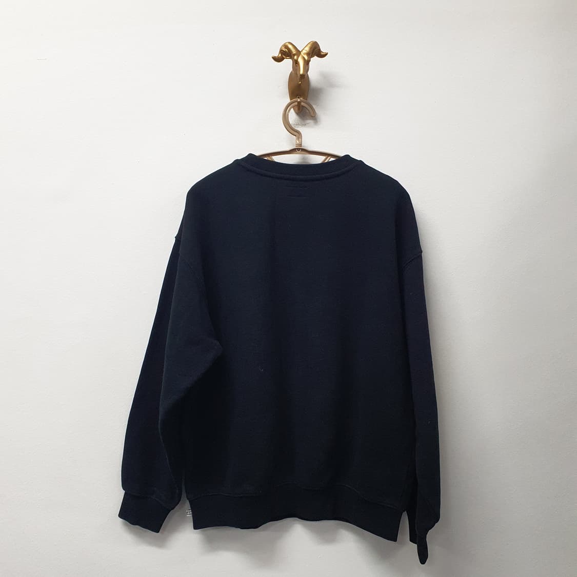 디스이즈네버댓 스웻셔츠 상품이미지2