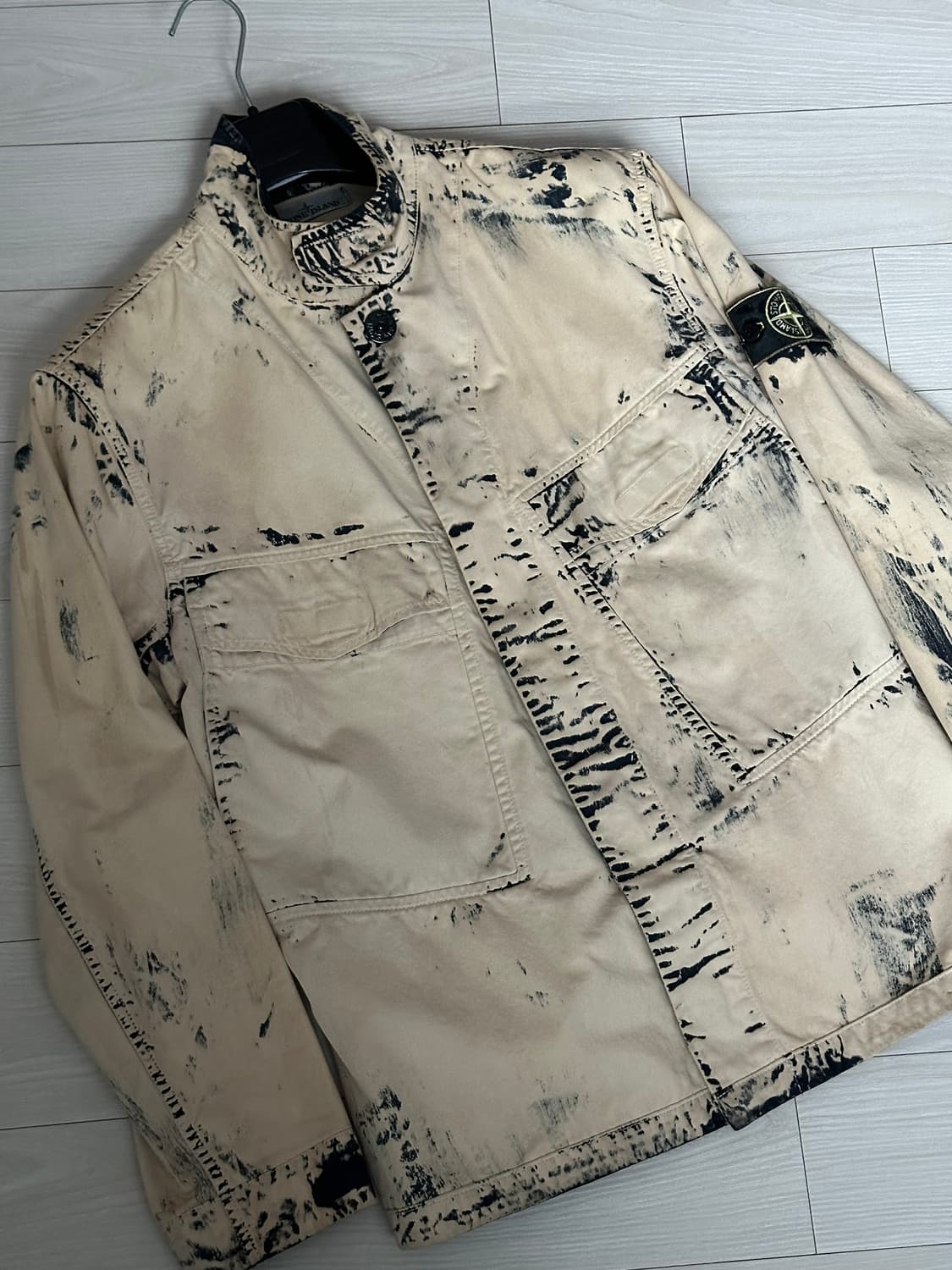 스톤아일랜드 핸드 코로션 온 라소 자켓 L(105) 상품이미지4