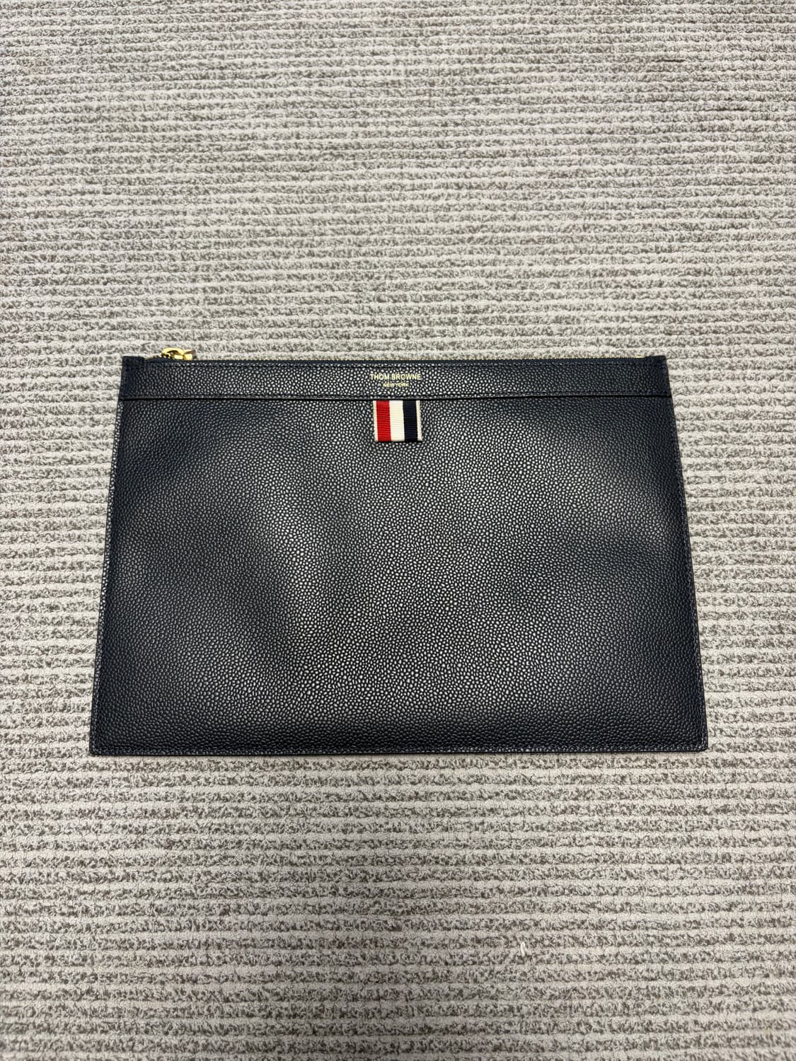 톰브라운 클러치 상품이미지1