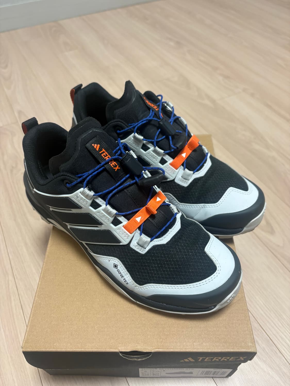 아디다스 테렉스 고어텍스 상품이미지1