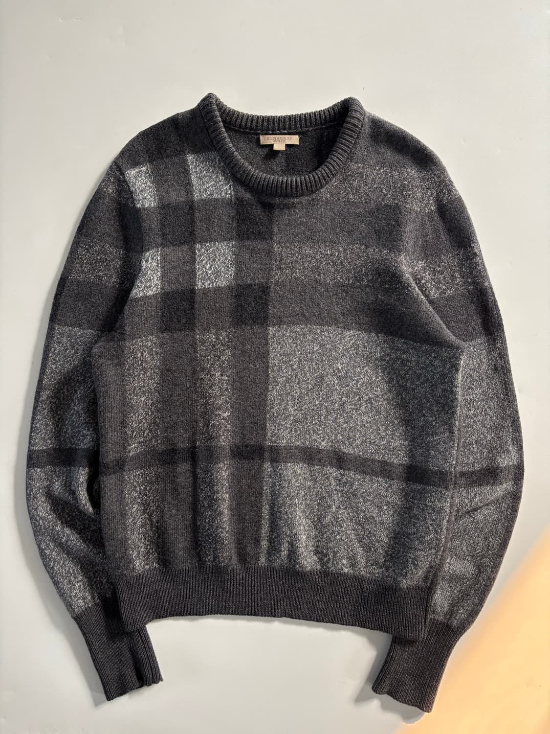 Burberry 버버리 브릿 그레이 체크 울 혼방 니트 상품이미지2