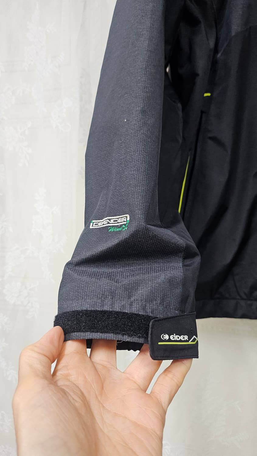 아이더   여성 바람막이  상품이미지3