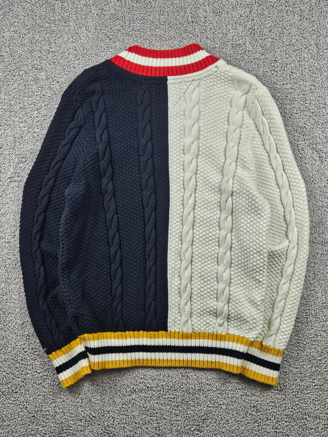 타미힐피거 브이넥 배색 크리켓 니트 스웨터 ( XL ) / 10668 상품이미지5