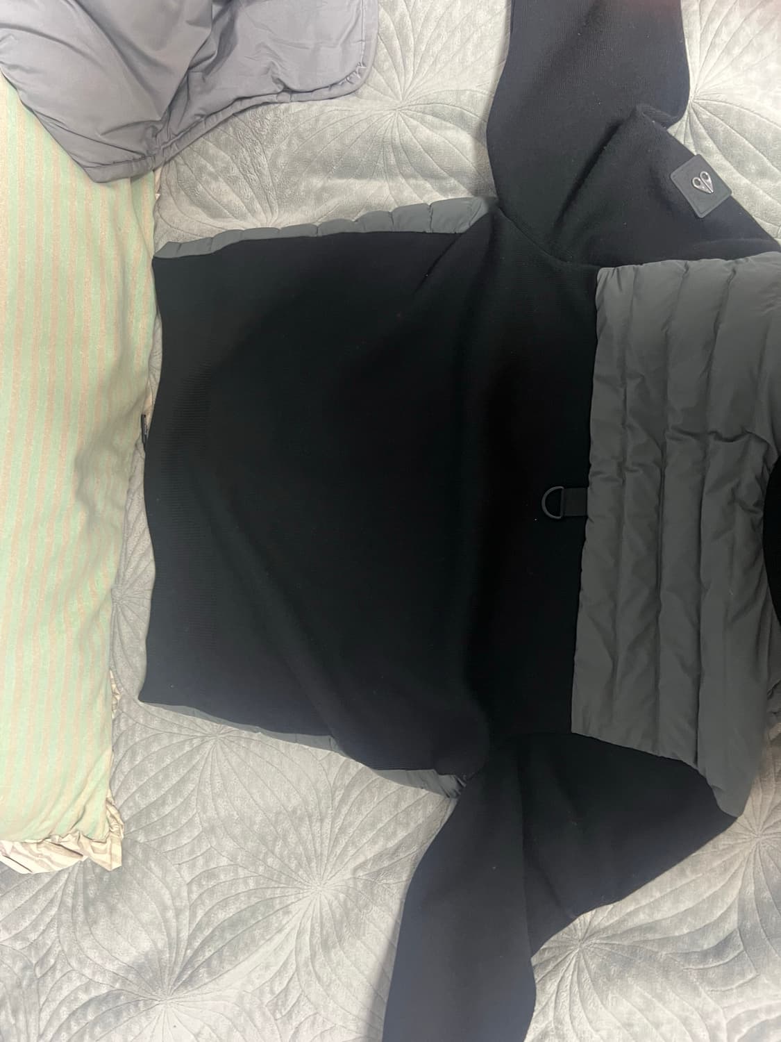 무스너클 니트패딩 상품이미지3