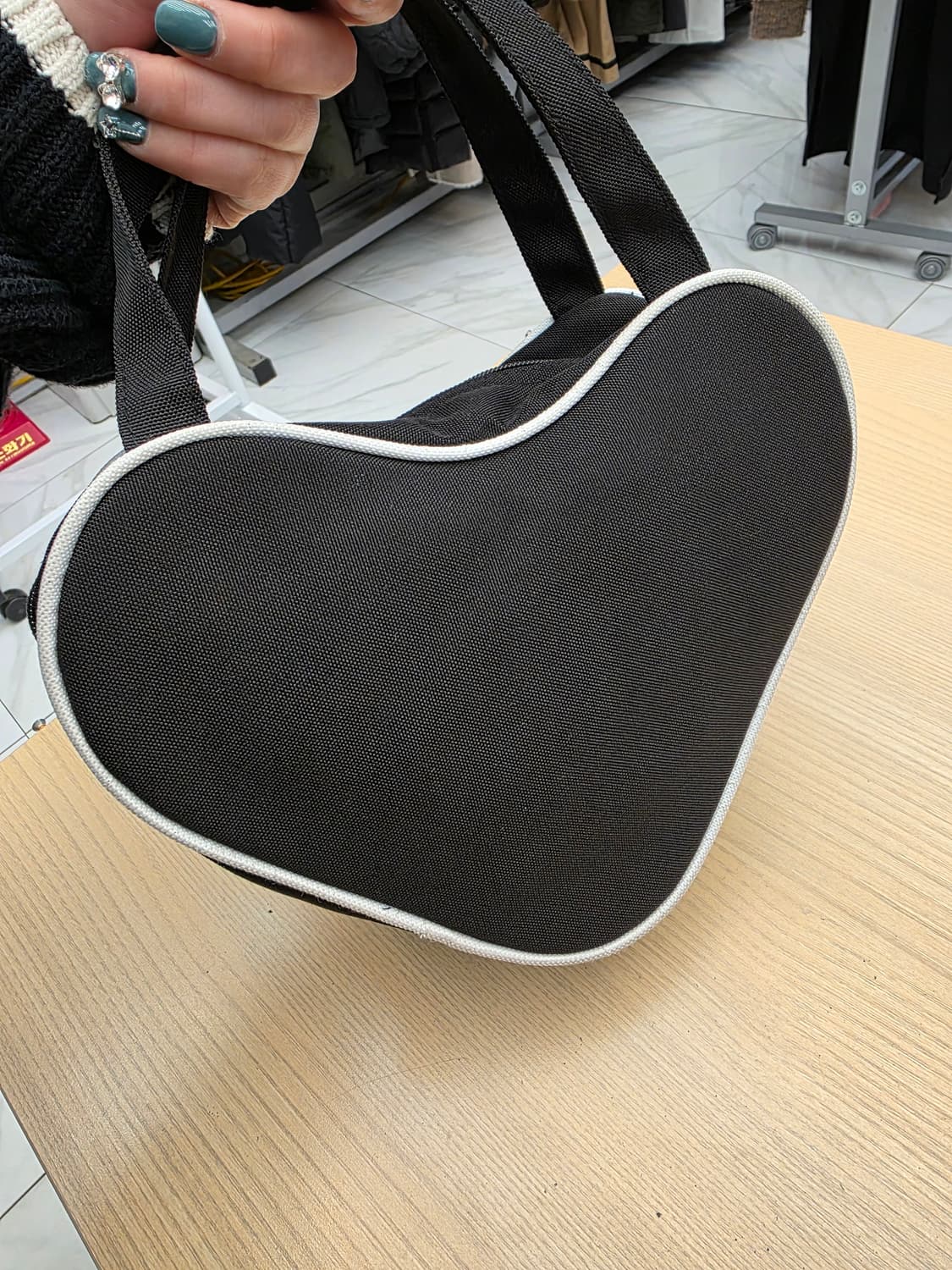 이미스 emis 하트 토트 상품이미지2