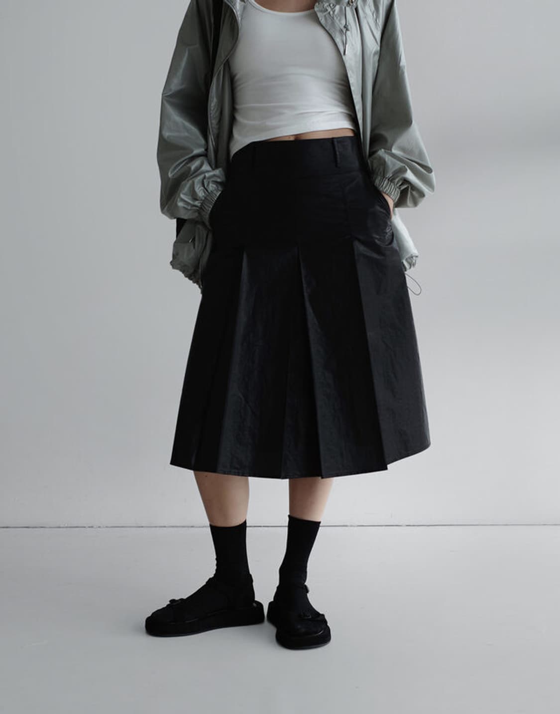 라룸 코팅플리츠스커트 블랙 M 상품이미지2