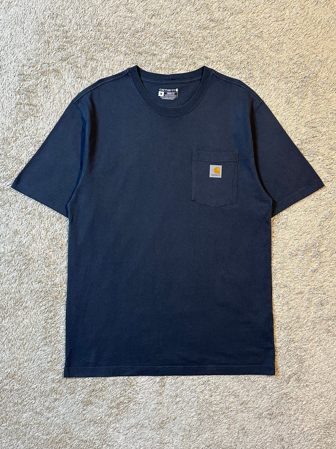 칼하트 CARHARTT 루즈핏 포켓 반팔 티셔츠 네이비 상품이미지1