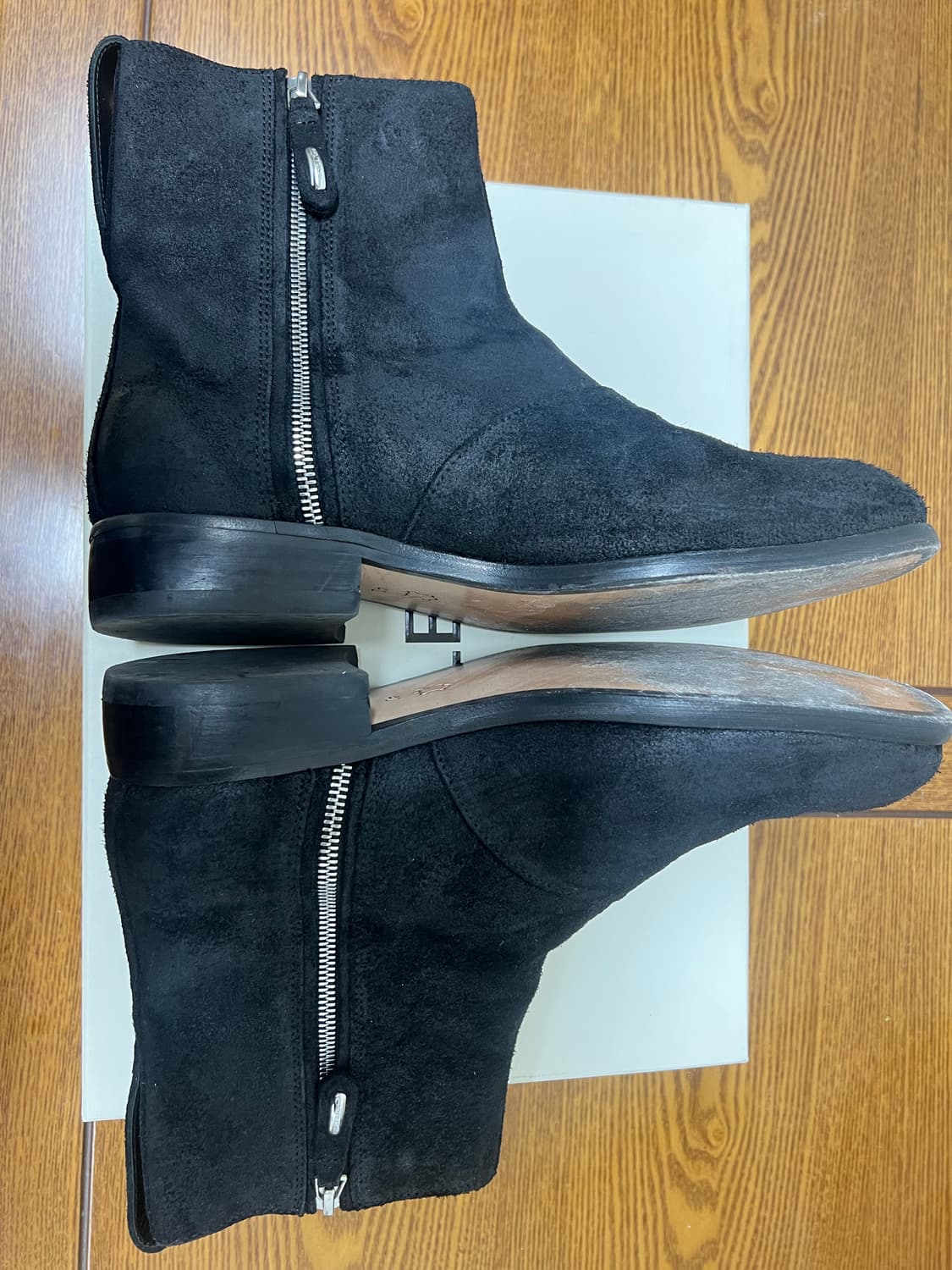 아워레가시 미카엘리스 스웨이드 부츠  상품이미지4