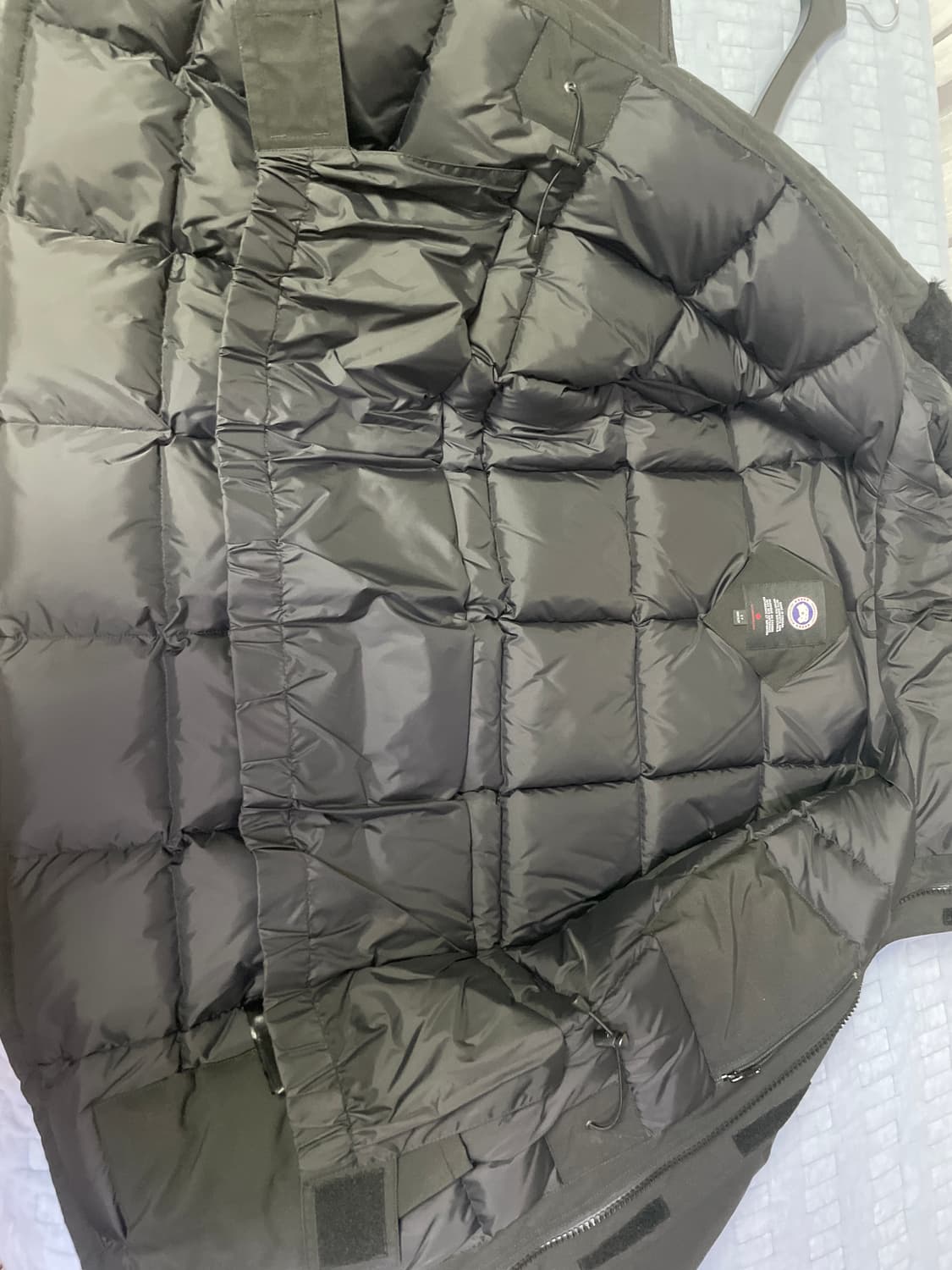 캐나다구스 익스페디션 레귤러핏 블랙 상품이미지7