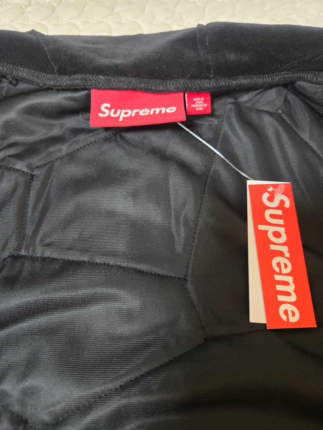 슈프림 패치워크 벨루어 트랙 자켓 블랙 - 25SS 상품이미지2