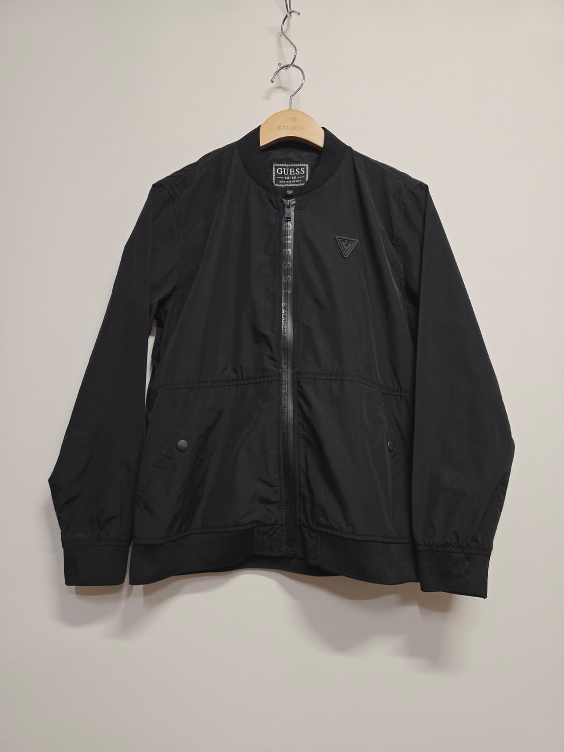 게스  블랙 봄버 자켓 상품이미지1