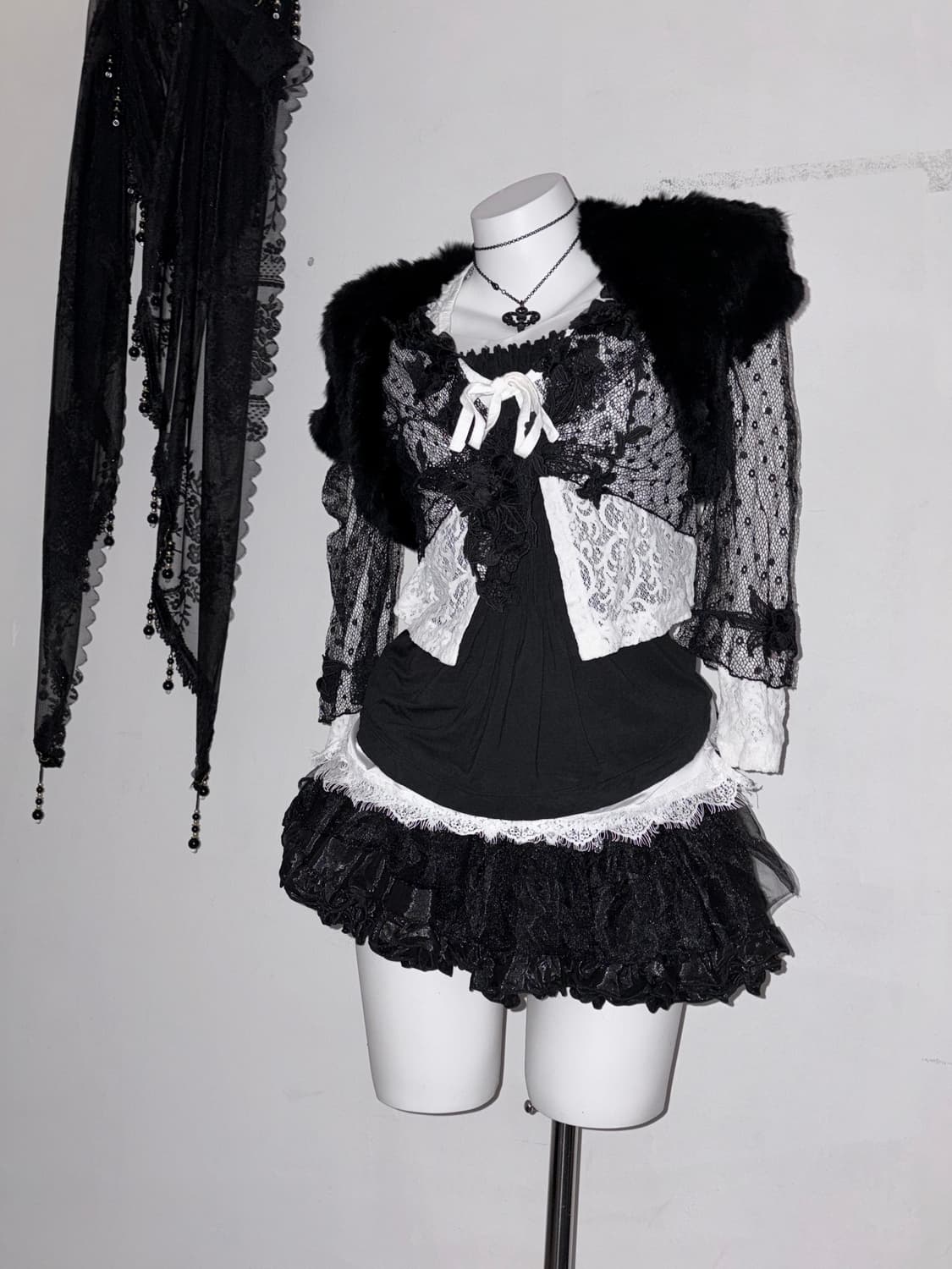 공겜여주 블랙 앤 화이트 5피스 세트 다크페어리 고스 로리  상품이미지2