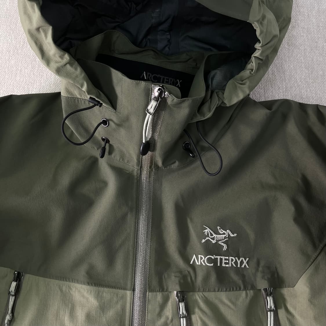 100 아크테릭스 세타 1세대 ar 카키 바람막이 자켓  상품이미지2