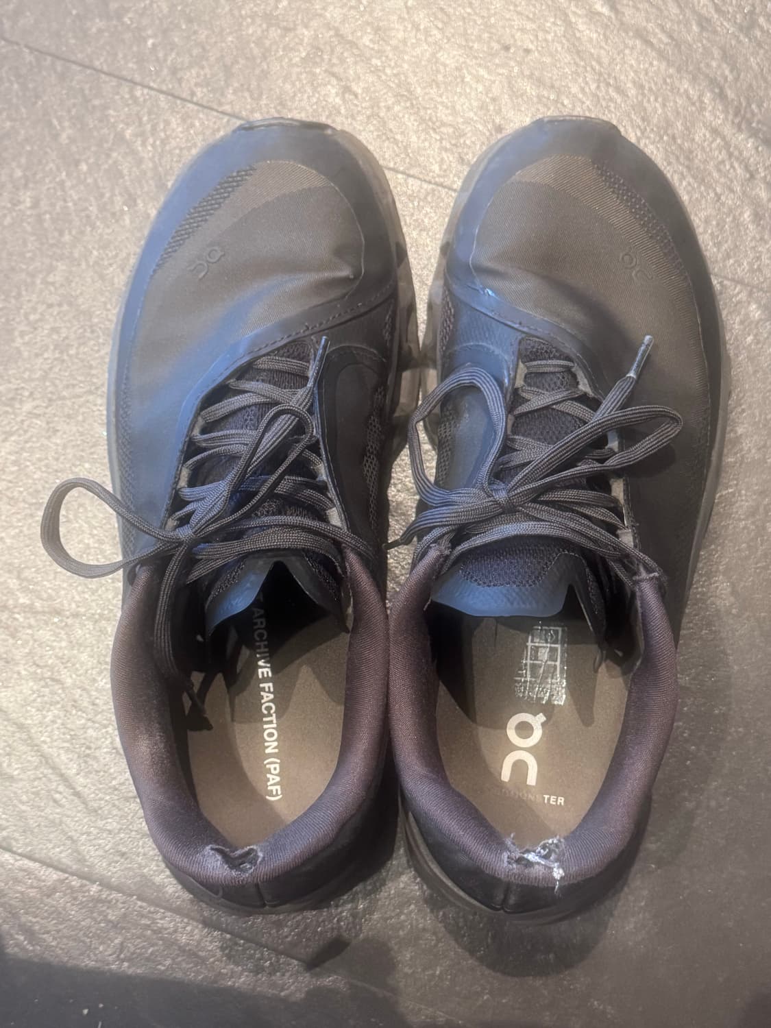 온러닝 포스트아카이브팩션 온파프 쏜브라운 상품이미지1