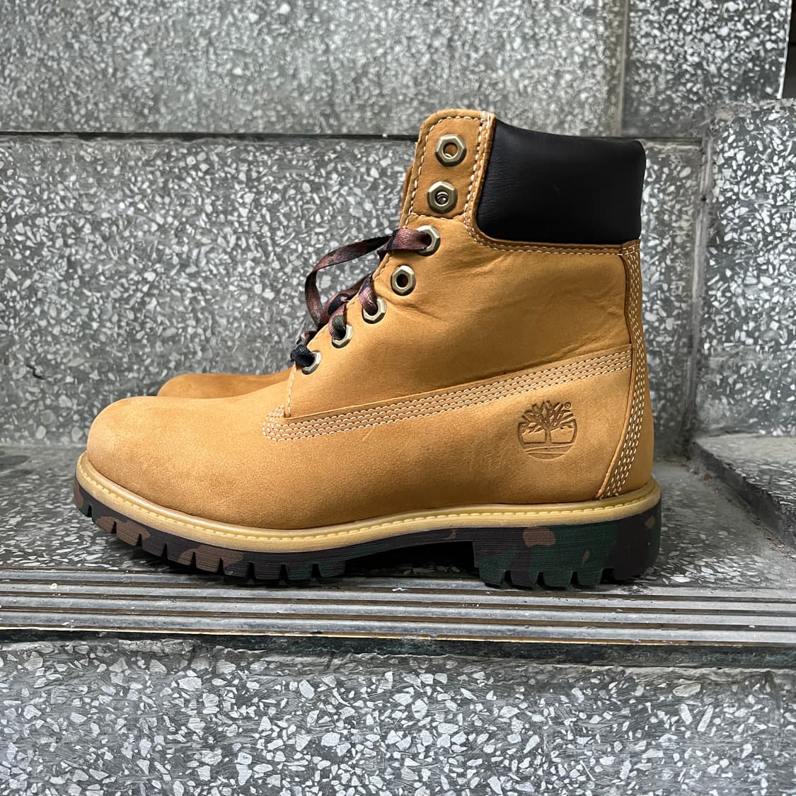 팀버랜드 6인치 프리미엄 워터프루프 카모 부츠 상품이미지2