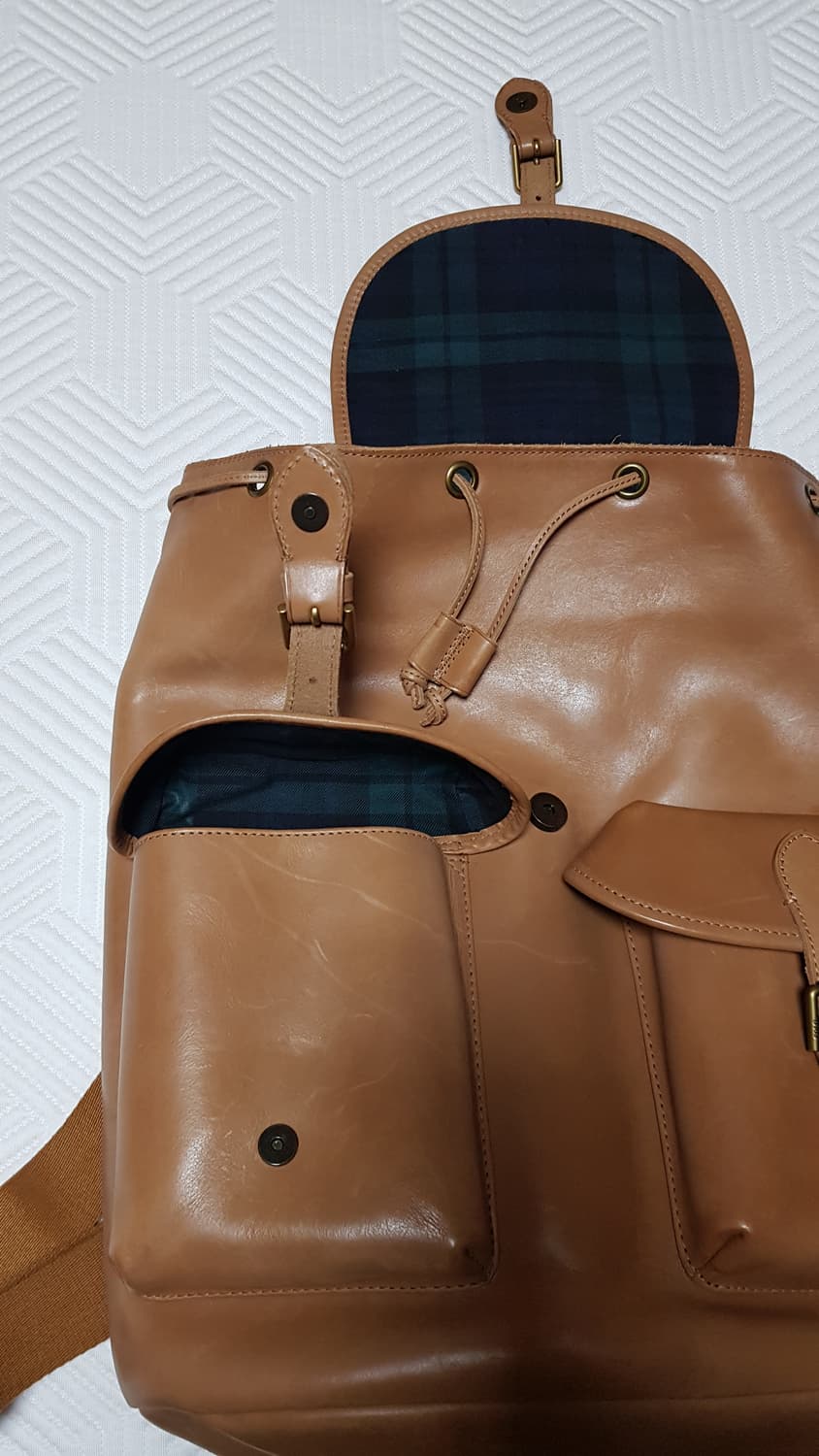[새상품] 폴로 헤리티지 레더 백팩 팝니다. 상품이미지6