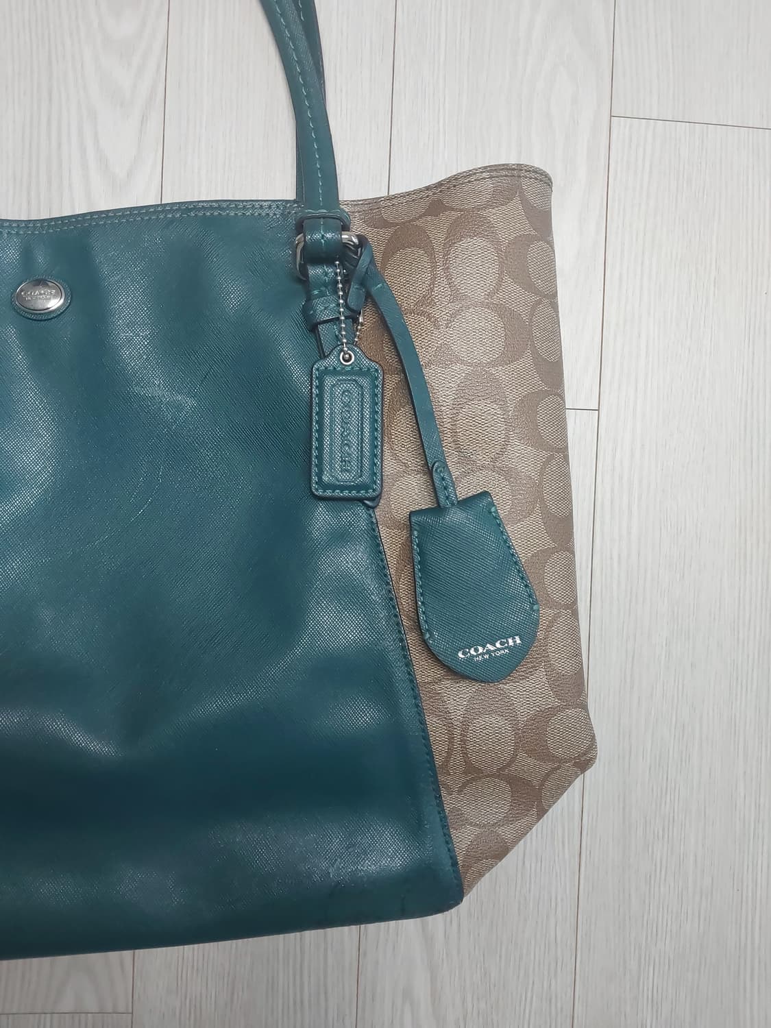 코치 COACH 페이튼 레더 숄더백 상품이미지3